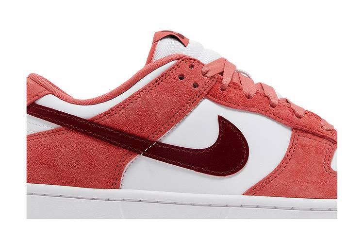 Кроссовки Nike Wmns Dunk Low 'Valentine's Day 2024'