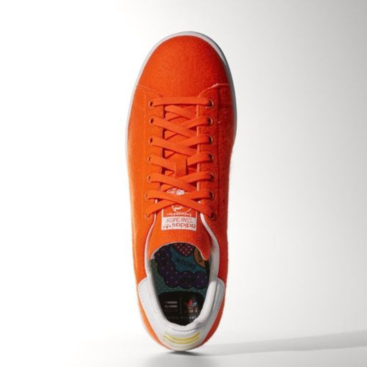 Кроссовки Pharrell Williams x adidas Stan Smith 'Solar Orange'