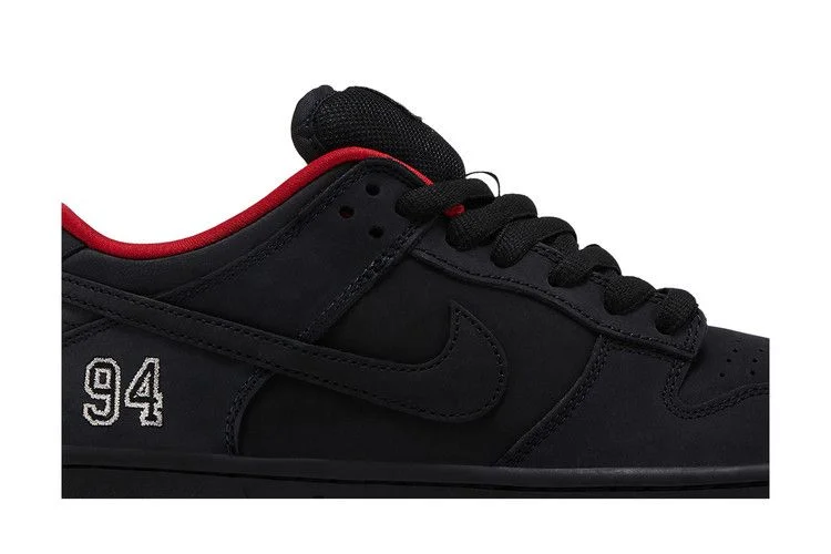 Кроссовки Supreme x Nike Dunk Low SB 'Black'