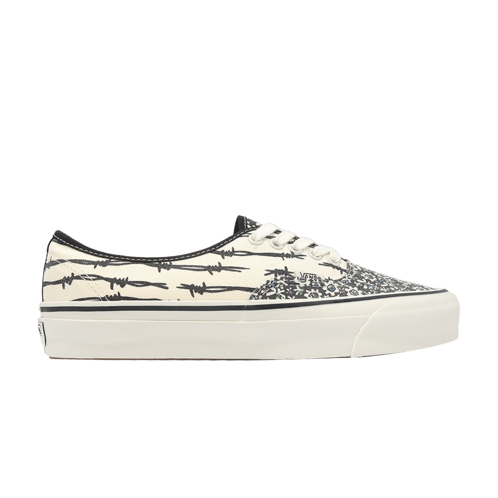 authentic-44-lx-barbed-wire-vn000d9nf0b