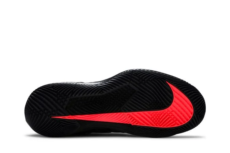 Krossovki-NikeCourt-Zoom-Vapor-X-Air-Max-95-Solar-Red-3