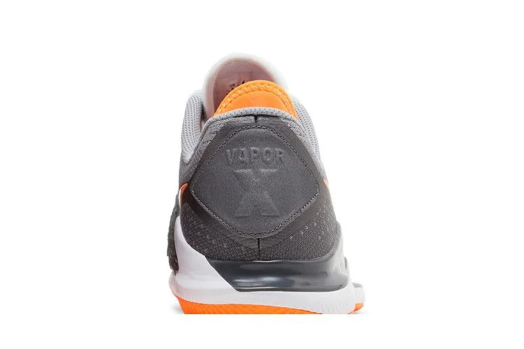 Krossovki-Nike-Court-Air-Zoom-Vapor-X-Knit-HC-Metallic-Dark-Grey-Total-Orange-6