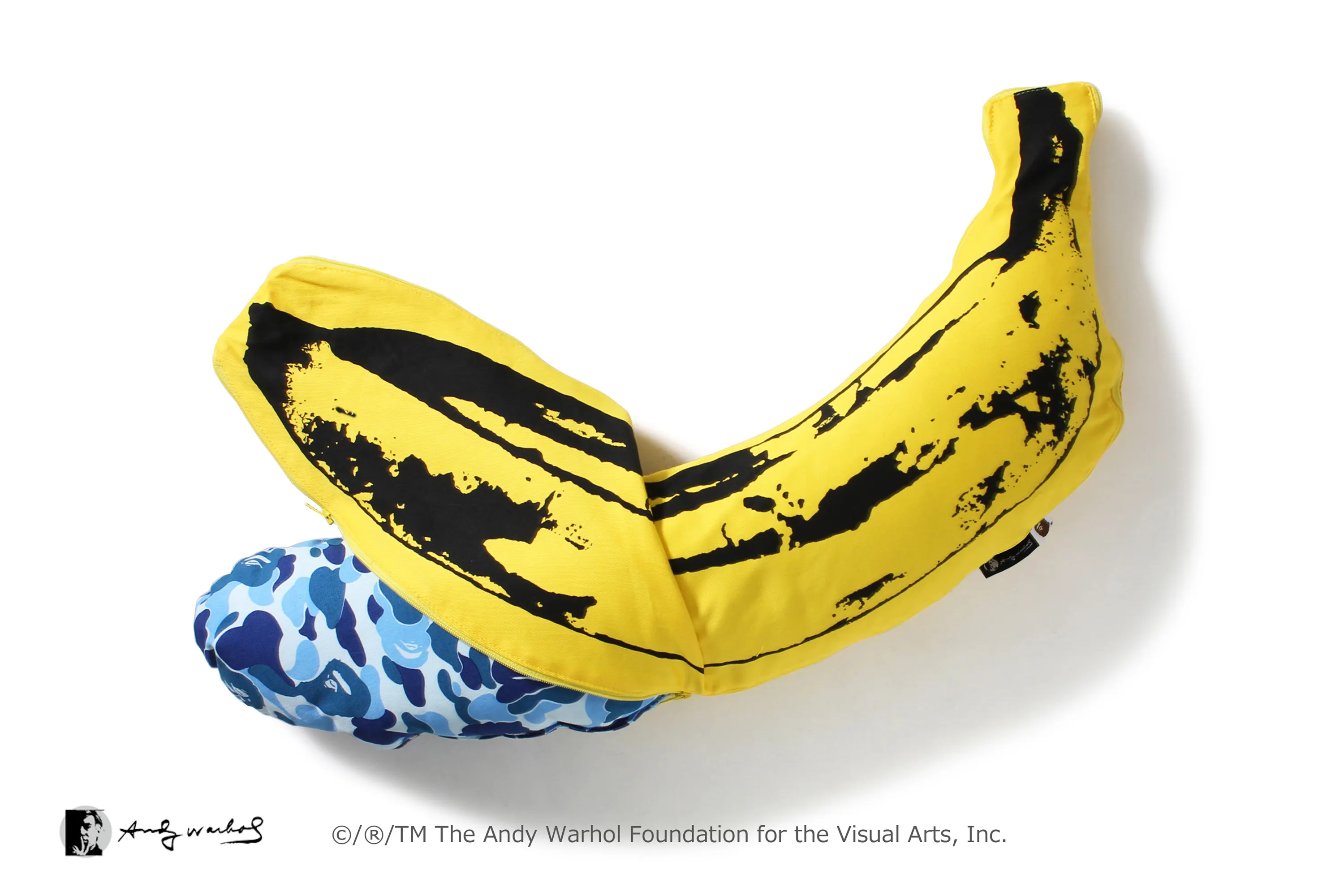 Мягкая подушка BAPE ABC Camo Andy Warhol Banana