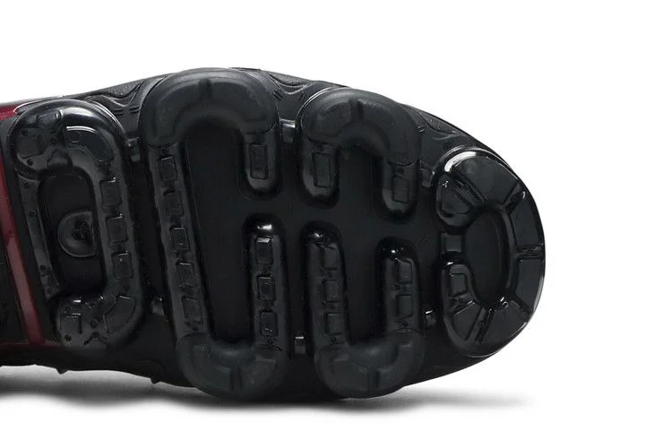 Кроссовки Nike Air VaporMax Plus 'Black Noble Red'