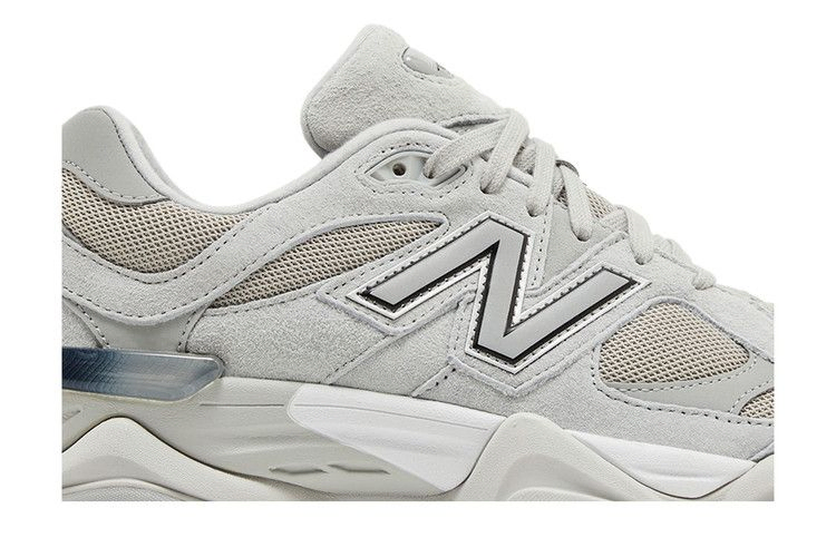 Кроссовки New Balance 9060 'Silver Metallic Grey'