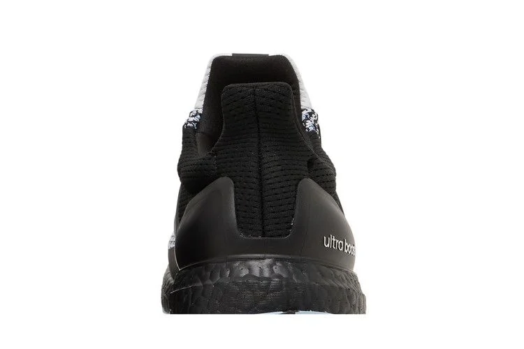 Кроссовки Disney x adidas UltraBoost 1.0 DNA 'The Mighty Ducks - Hawks'