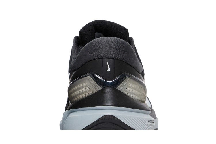 Кроссовки Nike Air Zoom Vomero 16 'Black Metallic Silver'
