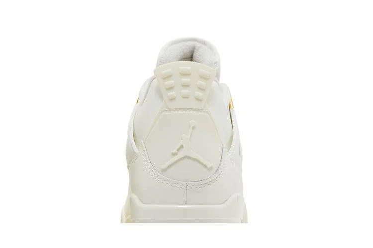 Кроссовки Wmns Air Jordan 4 Retro 'Metallic Gold'