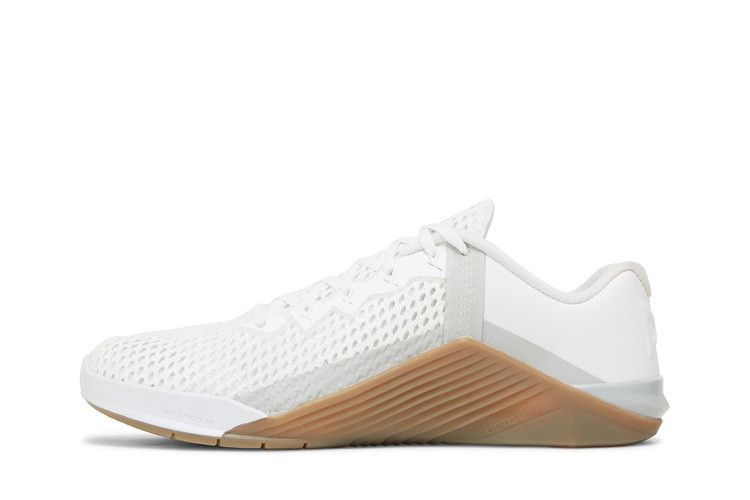 metcon-6-white-gum-dark-brown-ck9388-101_02
