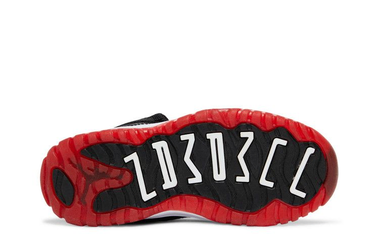 ar-jordan-11-retro-ps-2012-release-378039-010_03