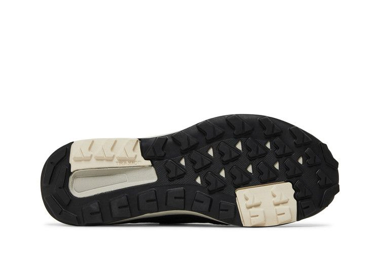 terrex-trailmaker-black-aluminium-fu7237_03