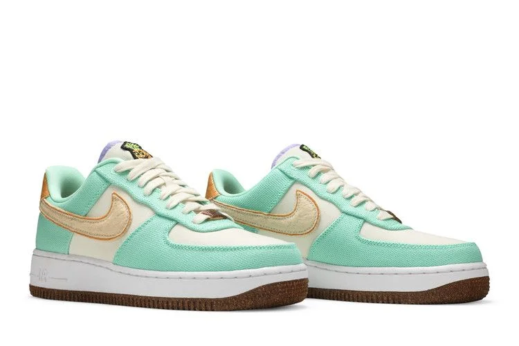 Krossovki-Nike-Wmns-Air-Force-1-07-LX-Happy-Pineapple-7