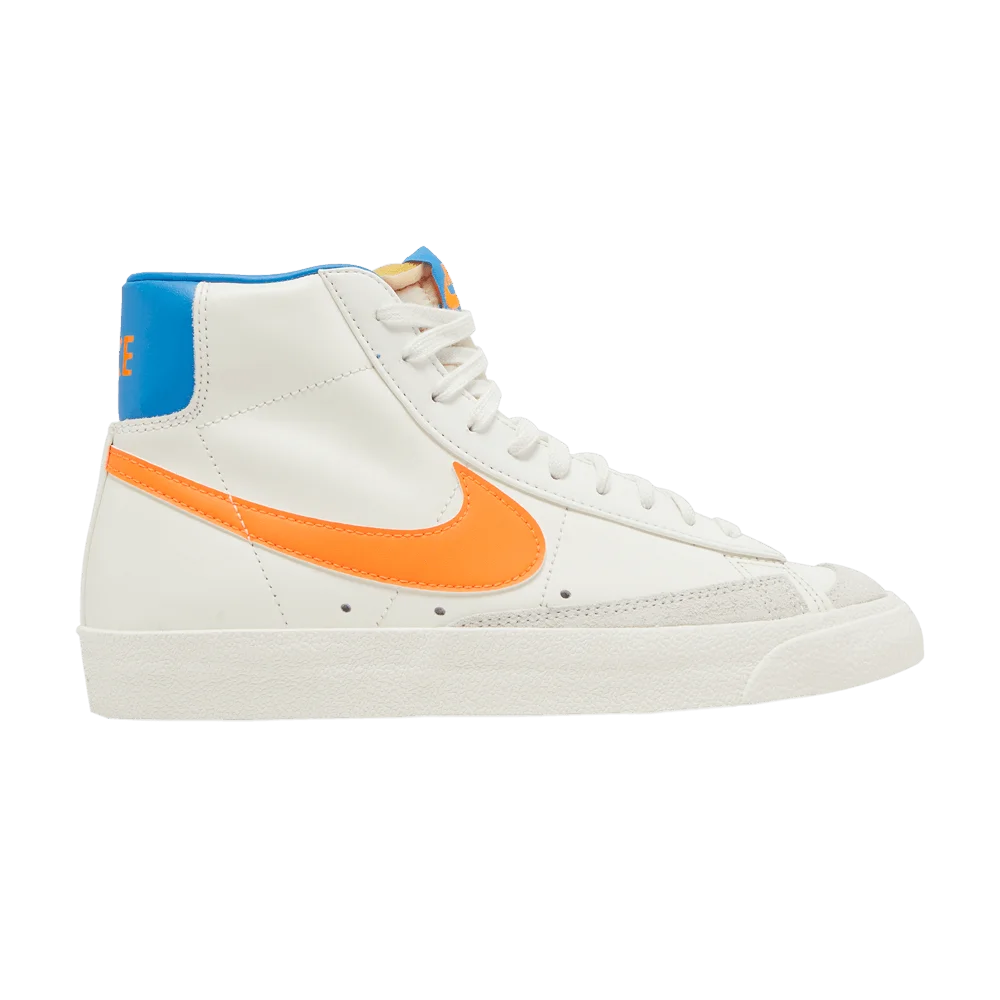 Krossovki-Nike-Wmns-Blazer-Mid-77-Sail-Total-Orange