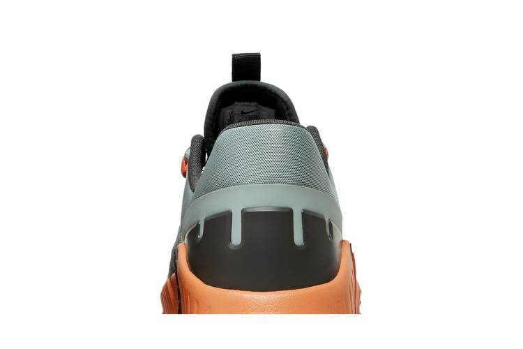Кроссовки Nike Free Metcon 5 'Mica Green Campfire Orange'
