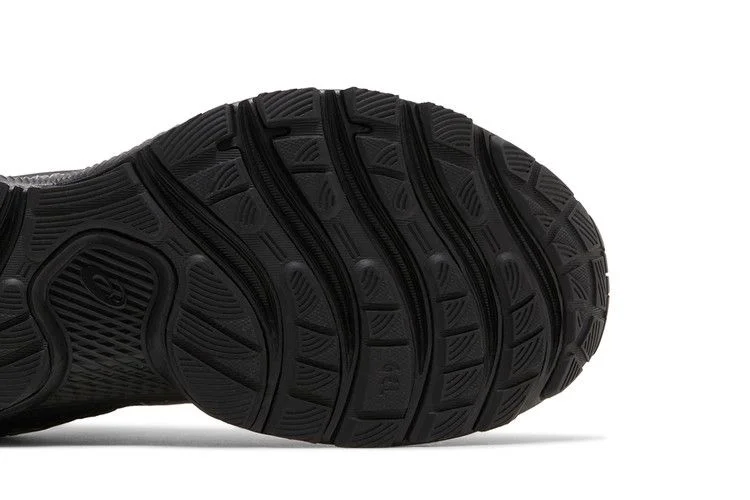 Krossovki-ASICS-Gel-Saiun-Black-Pure-Silver-4