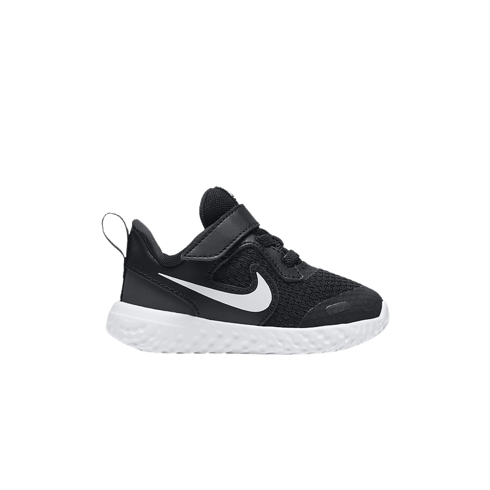 revolution-5-td-black-bq5673-003