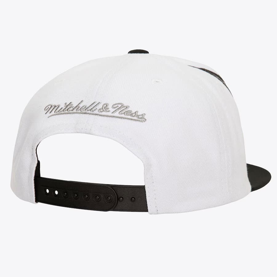 Бейсболка Mitchell & Ness White Los Angeles Kings Waverunner Vintage Snapback Hat