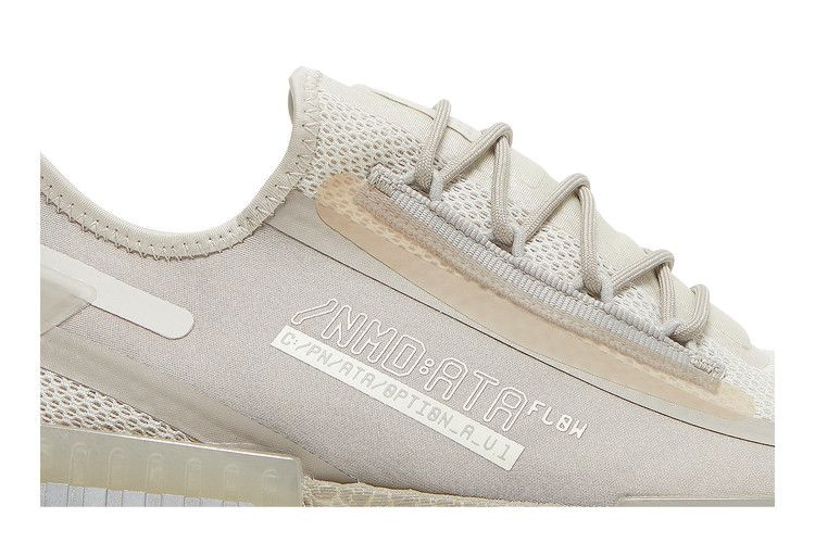 Кроссовки Adidas NMD_R1 Spectoo 'Bliss Silver Metallic'