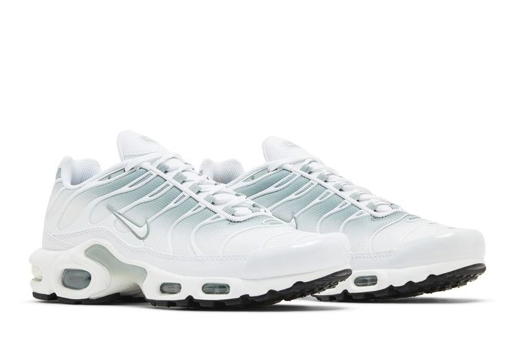 wmns-air-max-plus-mica-green-dz3670-100_07