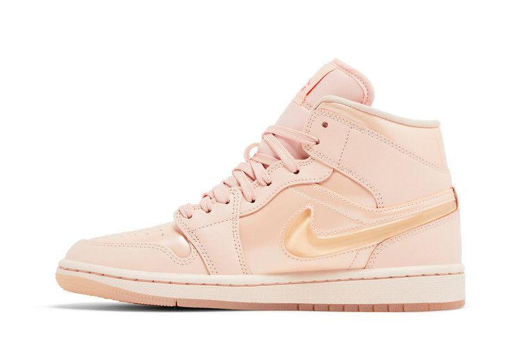 Кроссовки Wmns Air Jordan 1 Mid 'Patent Valentine's Day'