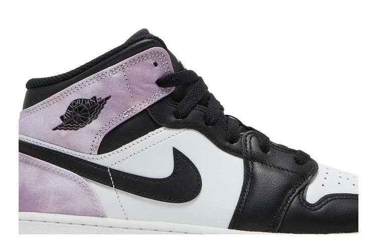 Krossovki-Air-Jordan-1-Mid-SE-GS-Zen-Master-1