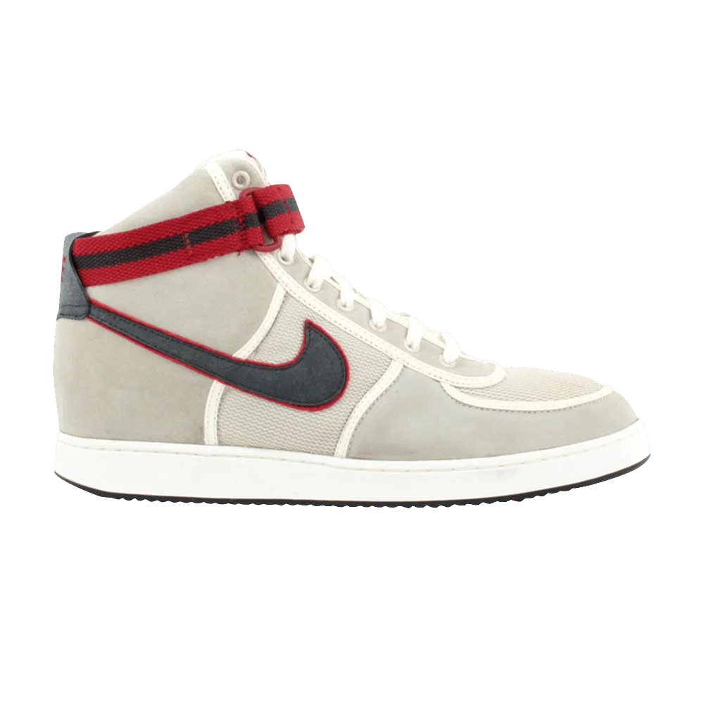 Krossovki-Nike-Vandal-Hi-Supreme