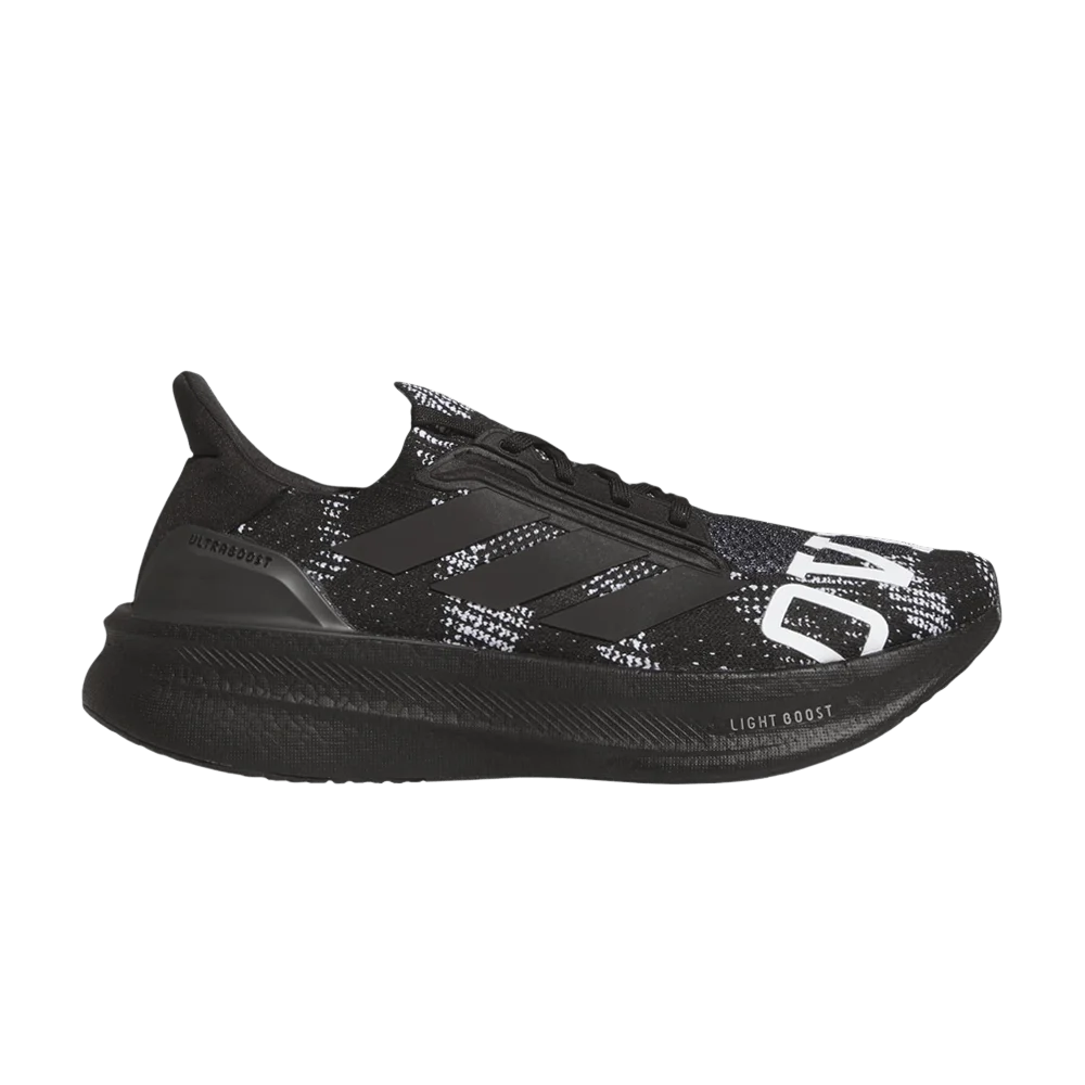 Krossovki-Overtime-x-adidas-UltraBoost-5X-Black-White