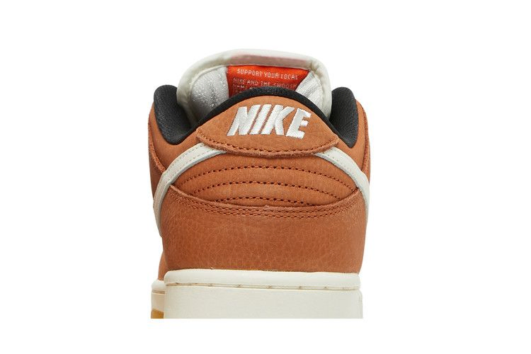 Кроссовки Nike Dunk Low Pro ISO SB 'Dark Russet'