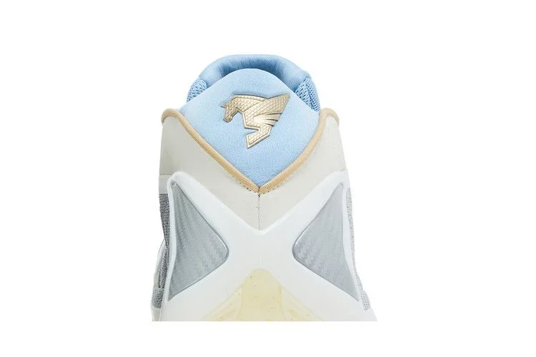 Krossovki-adidas-AE-2-Year-of-the-Horse-6