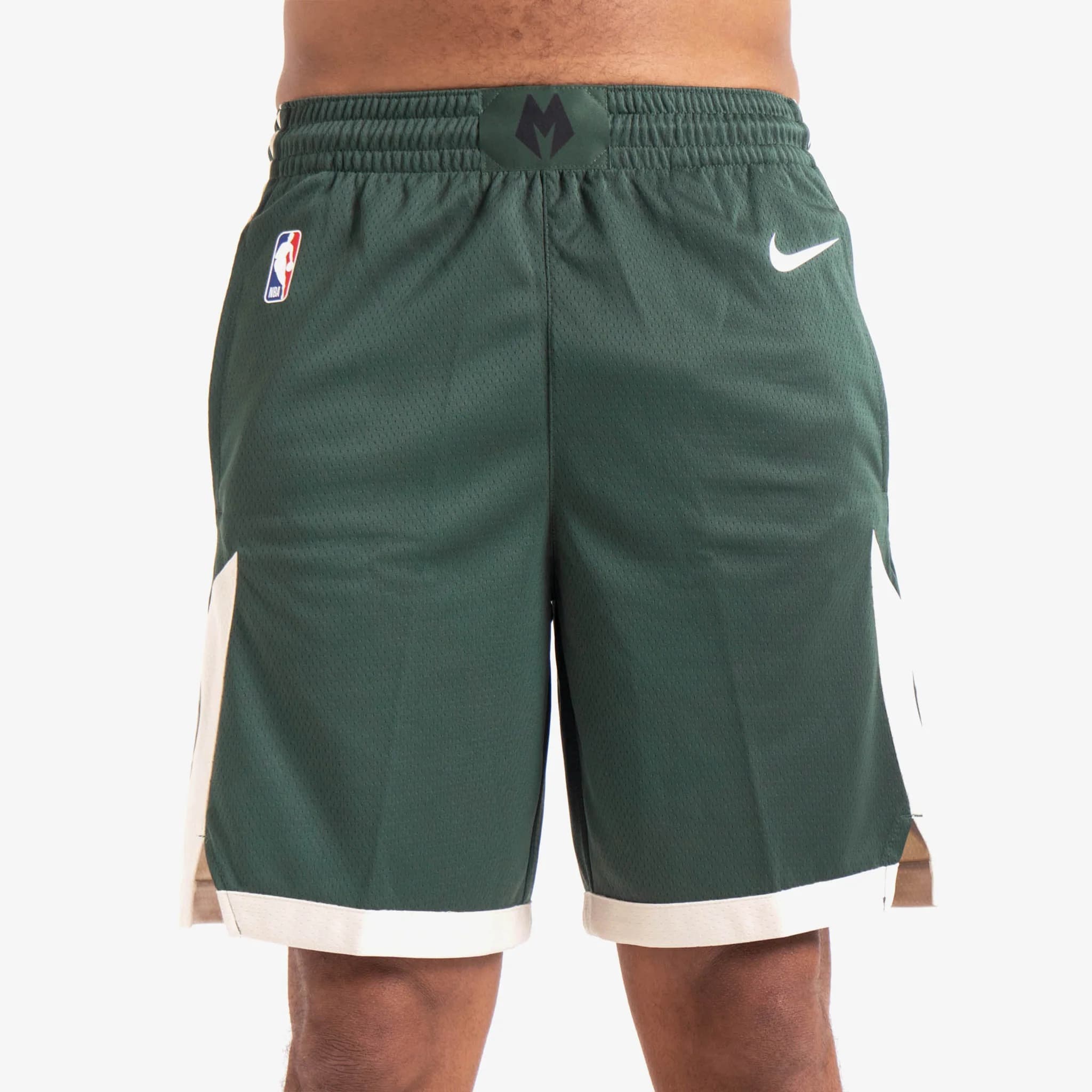 Спортивные шорты Nike Milwaukee Bucks 2024 Icon Edition Swingman NBA Shorts