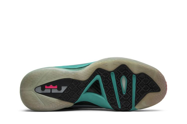 Кроссовки Nike LeBron 9 P.S. Elite 'South Beach'