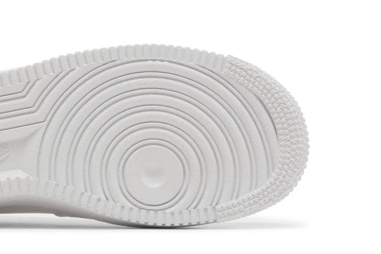 Krossovki-Nike-Air-Force-1-GS-Cut-Out-Swoosh-White-Photon-Dust-3