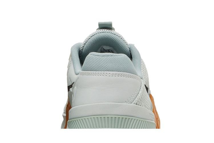 metcon-7-light-silver-desert-ochre-cz8281-003_06