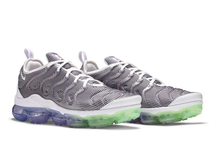 Krossovki-Nike-Air-Max-VaporMax-Plus-Grid-Print-7