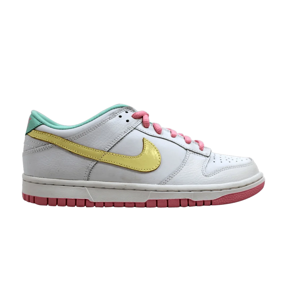 Krossovki-Nike-Dunk-Low-GS
