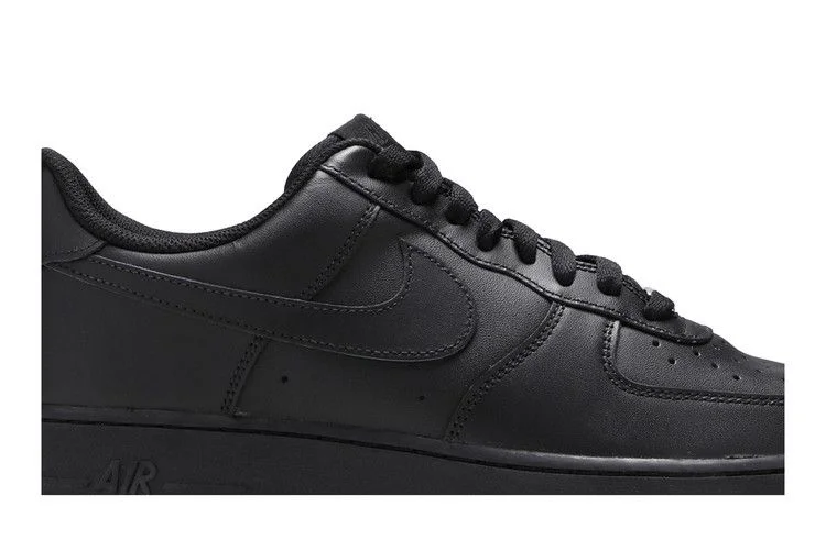 Кроссовки Nike Air Force 1 '07 'Triple Black'