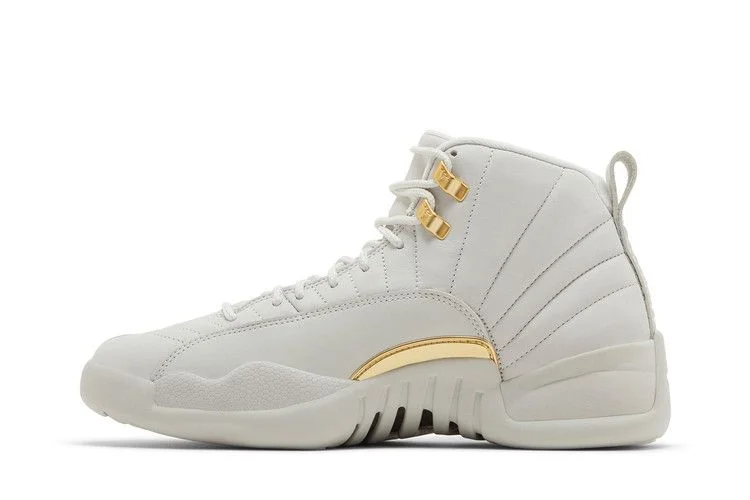 Кроссовки Wmns Air Jordan 12 Retro 'Phantom'
