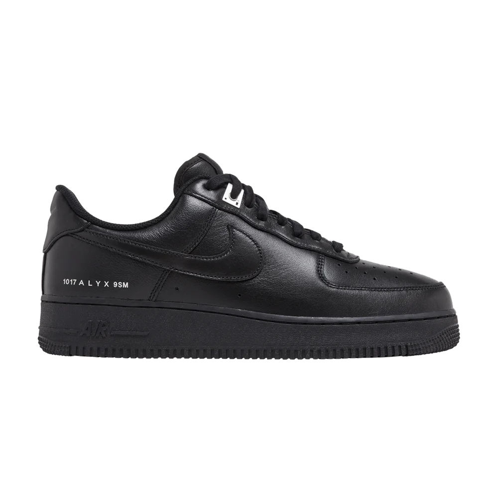 Krossovki-1017-ALYX-9SM-x-Nike-Air-Force-1-Low-SP-Triple-Black