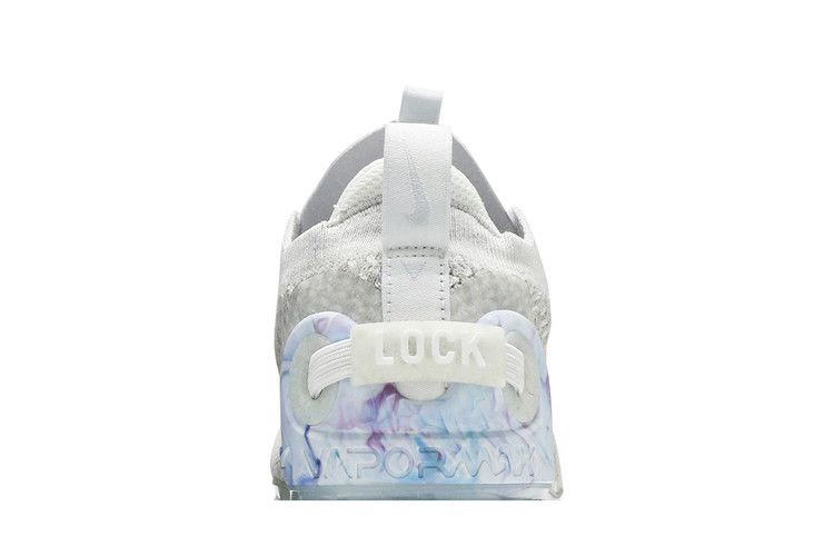 wmns-air-vapormax-2020-flyknit-summit-white-cj6741-100_06