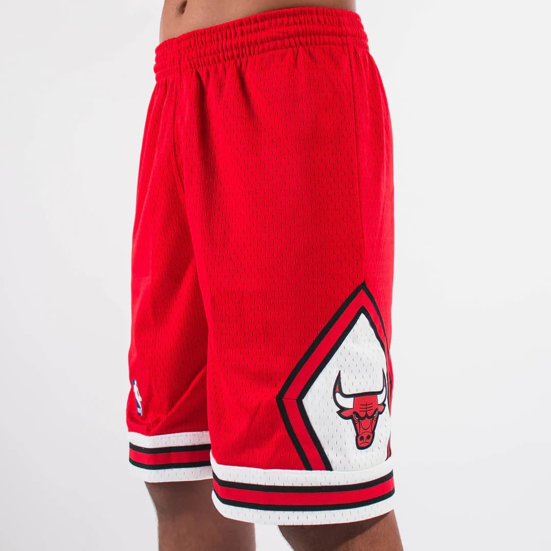 Спортивные шорты Mitchell & Ness Chicago Bulls 1997-98 Hardwood Classics Throwback Swingman Youth NBA Shorts