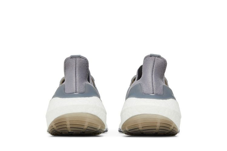 ultraboost-22-grey-three-gx5460_05