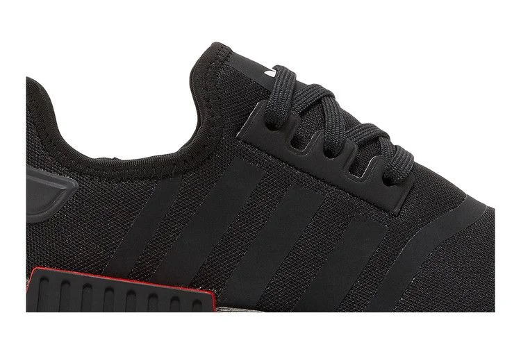 Krossovki-Adidas-NMD_R1-Refined-Big-Kid-Black-Grey-1
