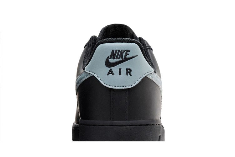 Кроссовки Nike Air Force 1 '07 'Black Cool Grey'