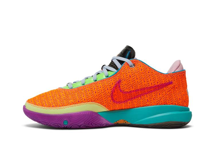 Кроссовки Nike LeBron 20 'Chosen 1'