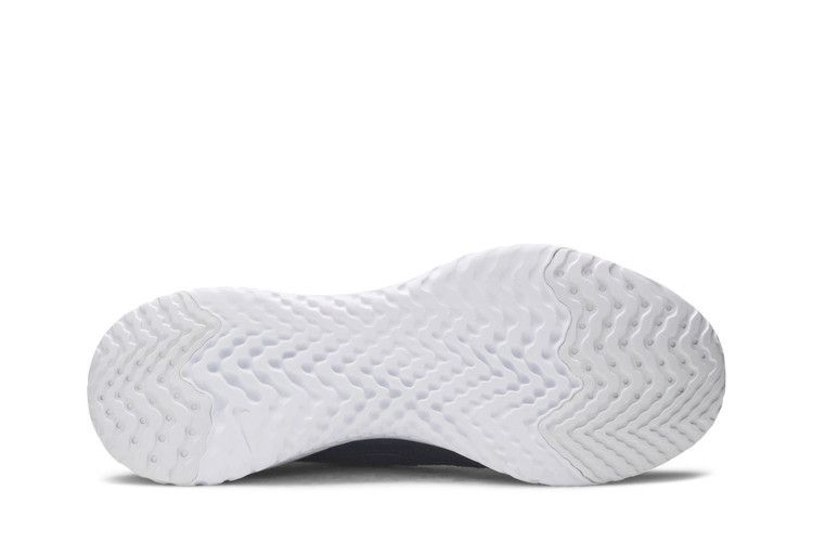 Кроссовки Nike Epic React Flyknit 2 'Gunsmoke'