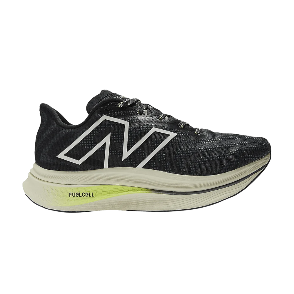 Кроссовки New Balance Wmns FuelCell SuperComp Trainer v2 'Black Thirty Watt'
