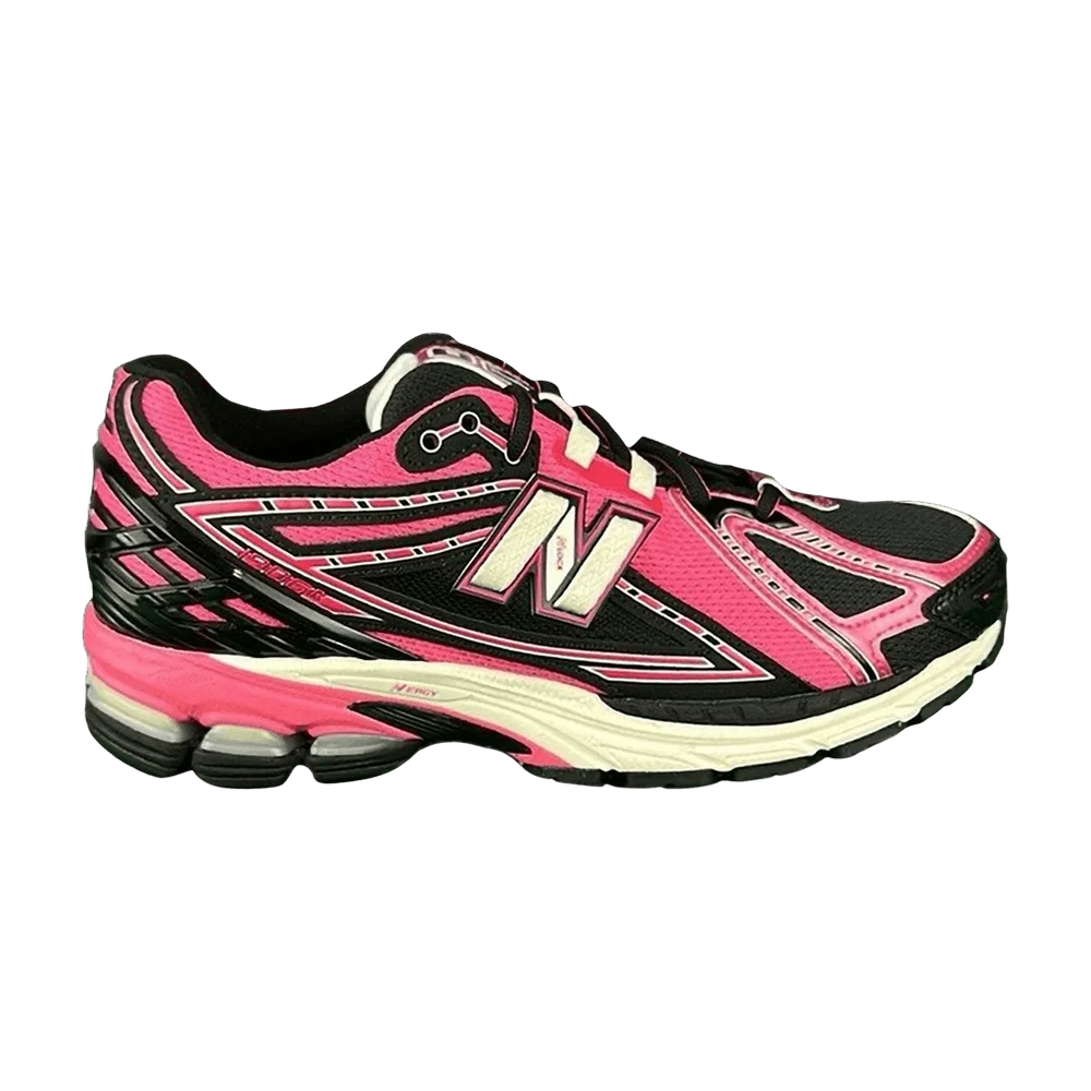 Krossovki-New-Balance-1906R-Pink-Black