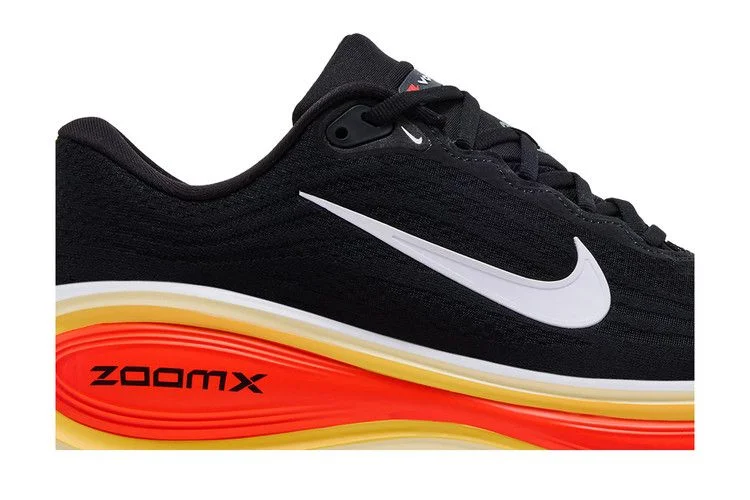 Кроссовки Nike Vomero Plus 'Black Bright Crimson White'