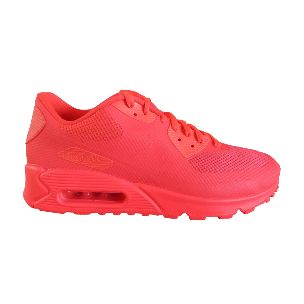Krossovki-Nike-Air-Max-90-Hyperfuse-Premium-iD