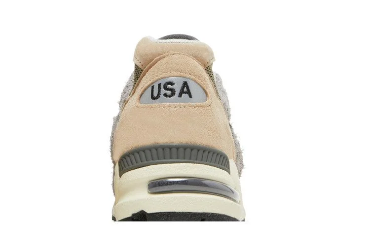 Кроссовки Teddy Santis x New Balance 990v2 Made in USA 'Marblehead'